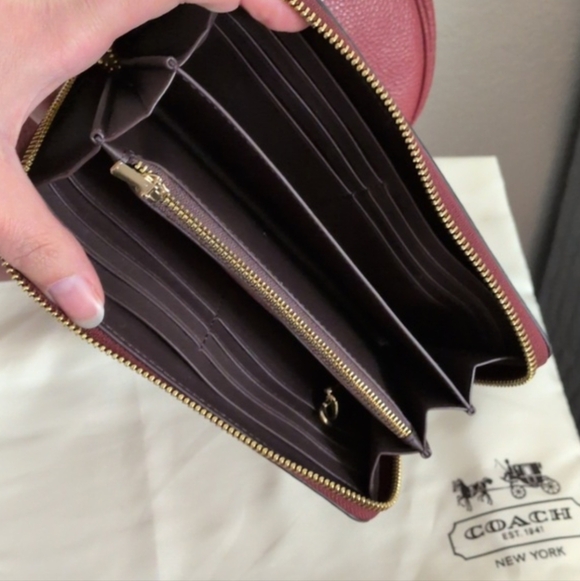 Coach Mara Hobo Shoulder Bag And Wallet Set In Cherry Pebble Leather W/ Dustbag - Picture 13 of 15